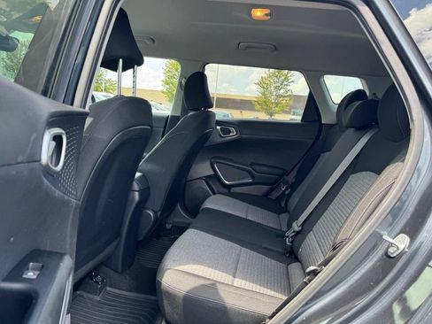 Used 2020 Kia Soul S FWD image 10
