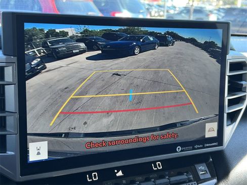 Used 2023 Toyota Tundra Limited image 38