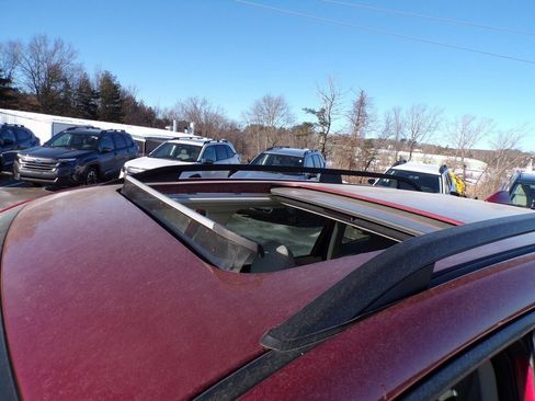 Used 2021 Subaru Forester Premium image 3