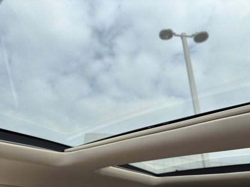 Used 2019 Mercedes-Benz GLS 450 4MATIC image 25