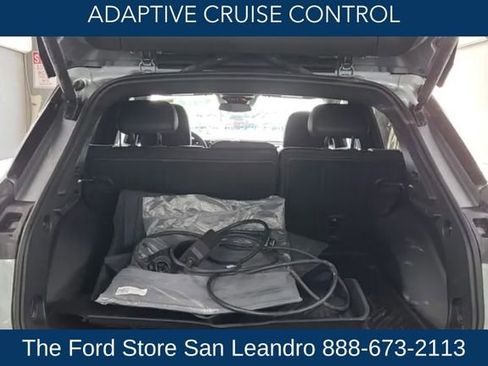 Used 2025 Chevrolet Equinox EV RS FWD image 11