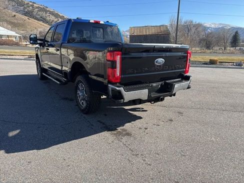 Used 2023 Ford F350 Lariat w/ FX4 Off-Road Package AWD/4WD image 5