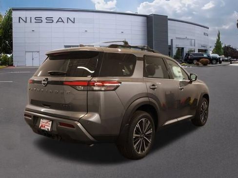 New 2026 Nissan Pathfinder Platinum w/ Cargo Package AWD/4WD image 3