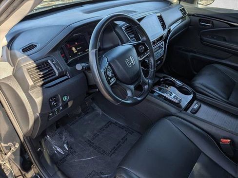 Used 2019 Honda Pilot Touring image 10