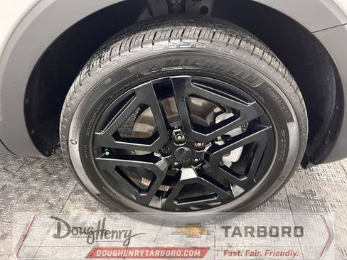 Used 2025 Kia Telluride SX X-Line AWD/4WD image 19