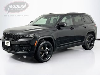 Used 2023 Jeep Grand Cherokee Altitude video 1