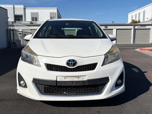 Used 2012 Toyota Yaris SE FWD image 8