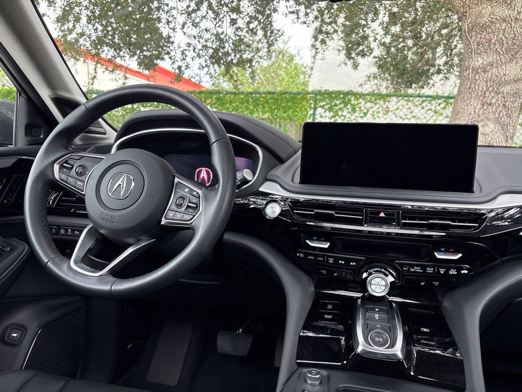 Used 2026 Acura MDX w/ Technology Package FWD image 23