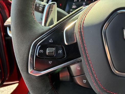 Used 2023 Chevrolet Corvette Stingray Premium Conv w/ Z51 Performance Package RWD image 25