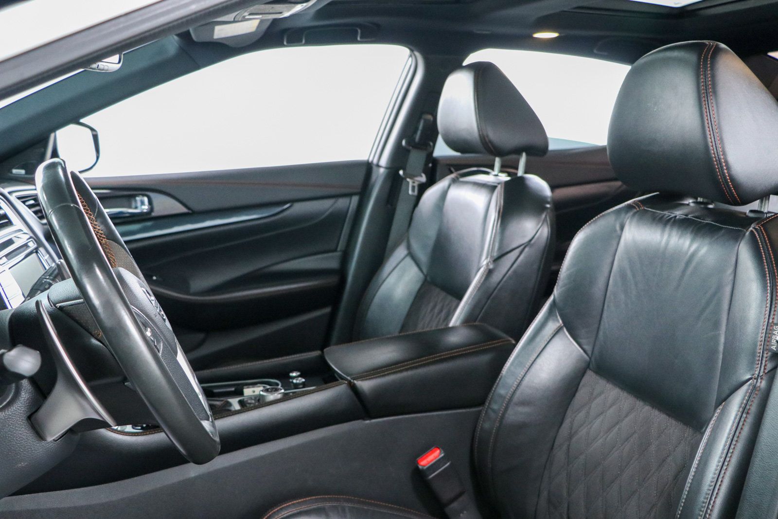 Used 2021 Nissan Maxima SR w/ Sport Mat Group FWD image 25