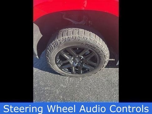 Used 2021 Chevrolet Silverado 1500 LT Trail Boss w/ Bed Protection Package image 17