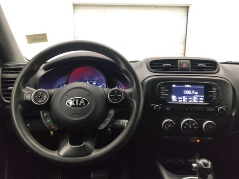 Used 2018 Kia Soul image 22