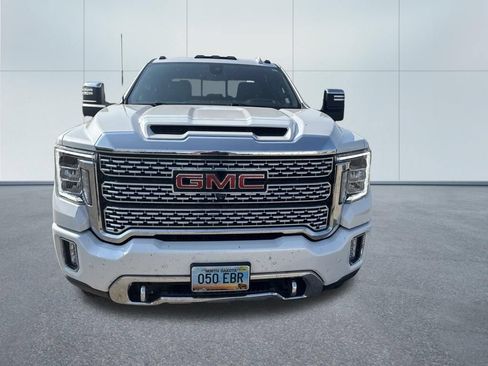 Used 2023 GMC Sierra 3500 Denali w/ Denali Ultimate Package AWD/4WD image 2