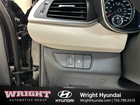 Certified 2023 Genesis G70 2.0T w/ Sport Prestige Package image 23