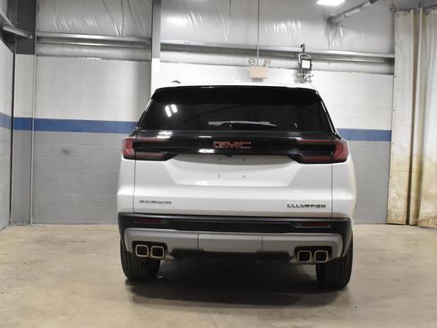 Used 2026 GMC Acadia Elevation w/ Elevation Premium Package FWD image 25