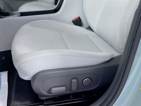 Used 2024 Hyundai Kona SEL image 24