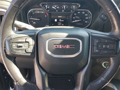 Certified 2022 GMC Sierra 2500 AT4 w/ AT4 Preferred Package image 28
