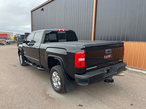 Used 2015 GMC Sierra 3500 SLT image 5