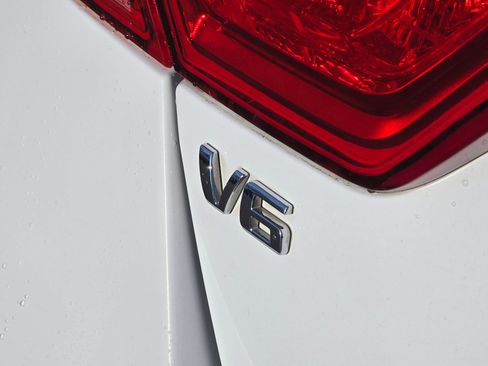 Used 2019 Chevrolet Impala LT image 10