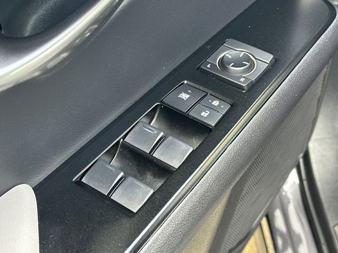 Certified 2024 Lexus UX 250h FWD image 14