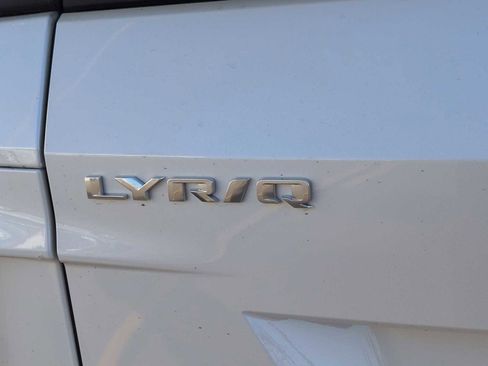 New 2025 Cadillac Lyriq Luxury image 9