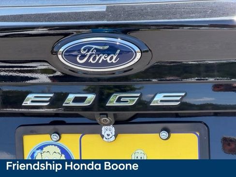 Used 2022 Ford Edge SE AWD/4WD image 7
