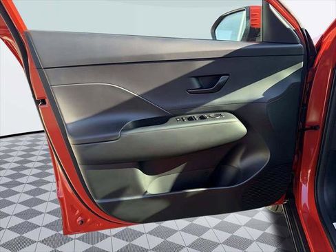 New 2026 Hyundai Kona SE image 11