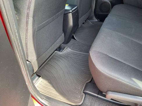 Used 2015 Toyota RAV4 XLE AWD/4WD image 31
