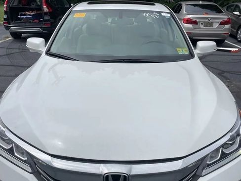 Used 2017 Honda Accord EX-L image 15