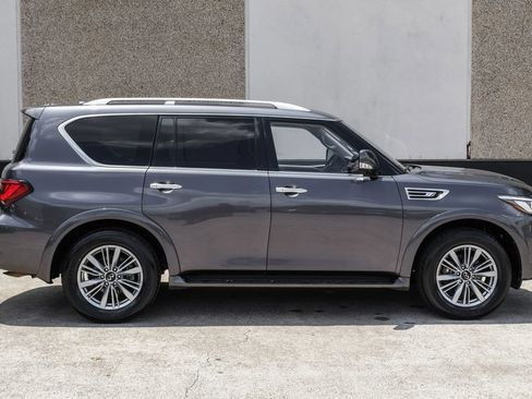 Used 2024 INFINITI QX80 Luxe AWD/4WD image 7