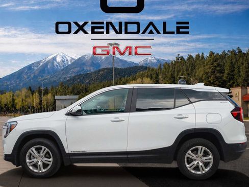 Used 2024 GMC Terrain SLE AWD/4WD image 5