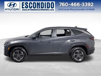 New 2026 Hyundai Tucson Blue SE video 2