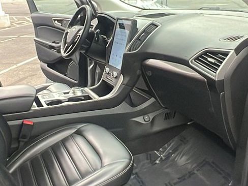 Certified 2024 Ford Edge SEL image 13