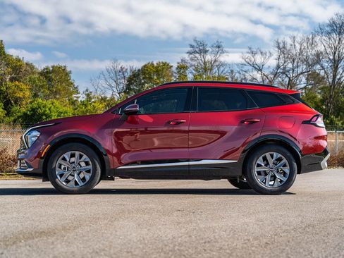Used 2023 Kia Sportage SX image 4