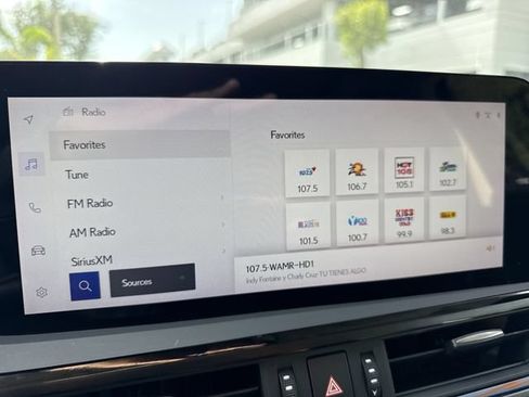 Certified 2024 Lexus ES 350 w/ Premium Package FWD image 16