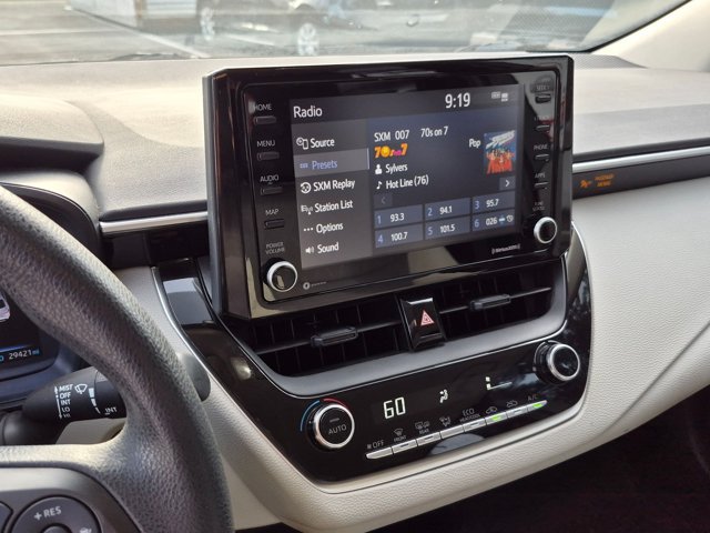 Used 2022 Toyota Corolla LE w/ LE Convenience Package FWD image 11