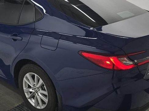 Used 2025 Toyota Camry LE w/ Convenience Package image 6