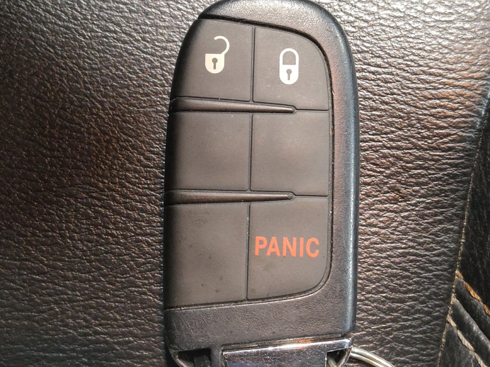 Used 2020 Jeep Compass Latitude FWD image 32