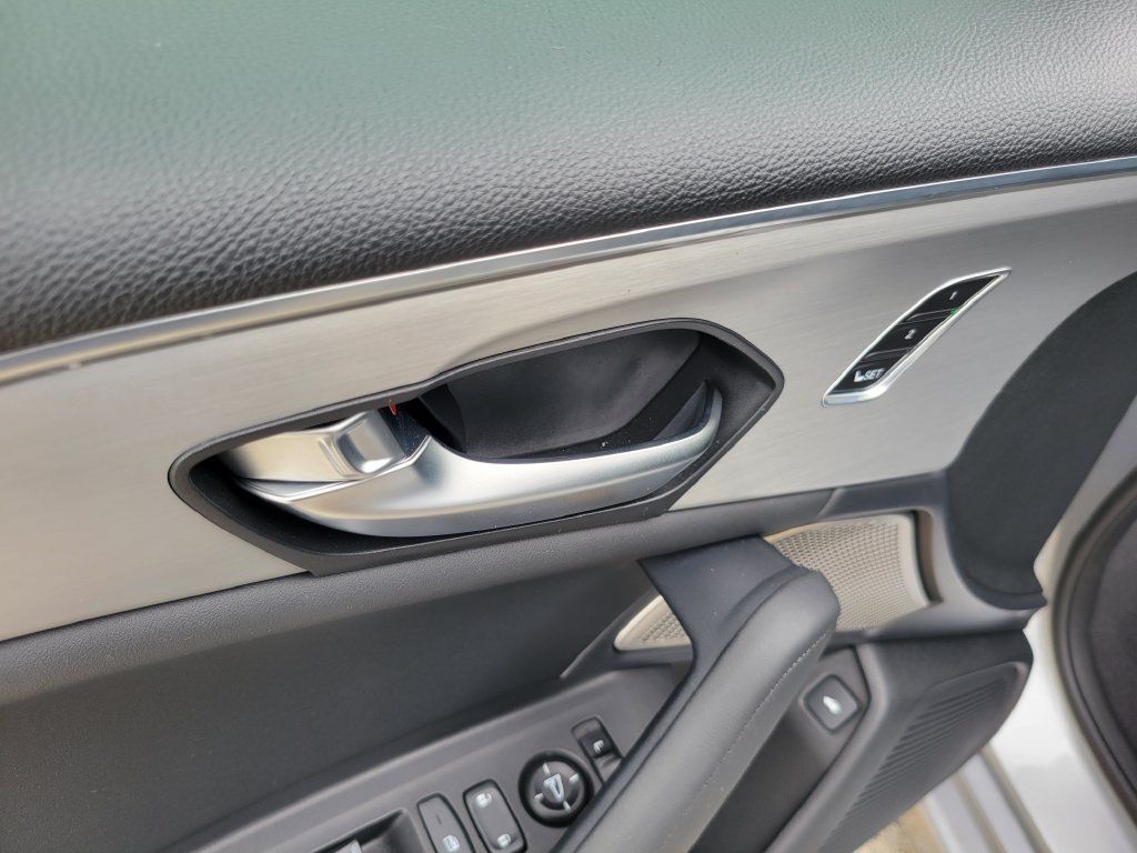Used 2025 Acura TLX w/ Technology Package FWD image 21