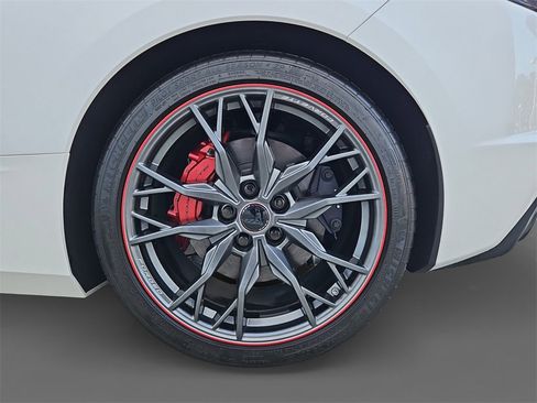 Used 2023 Chevrolet Corvette Stingray Premium Cpe image 16