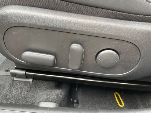 New 2026 Hyundai Kona SEL Premium AWD/4WD image 8