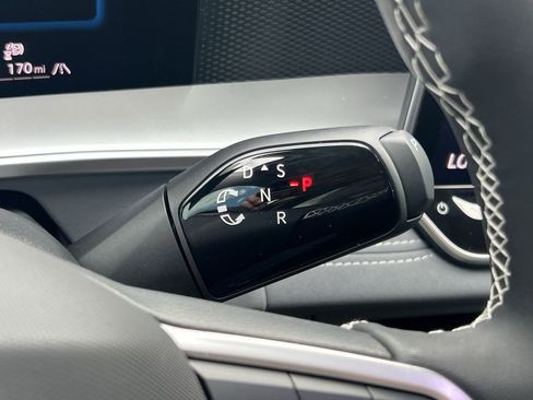 New 2025 Volkswagen Tiguan SE image 20