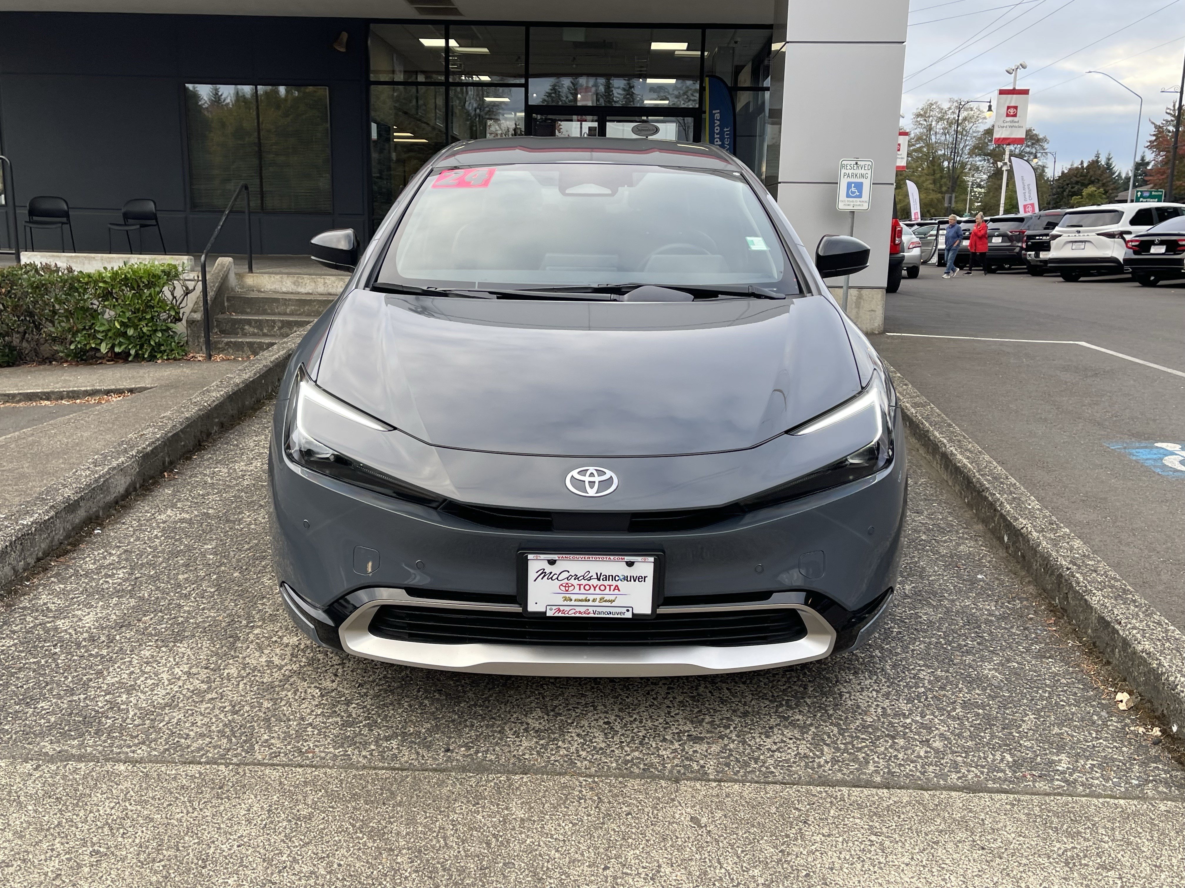 Certified 2024 Toyota Prius Prime FWD image 2