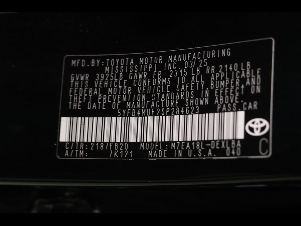 Used 2025 Toyota Corolla LE FWD image 28