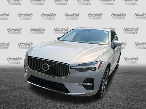Used 2023 Volvo XC60 B5 Plus w/ Protection Package Premier FWD image 44