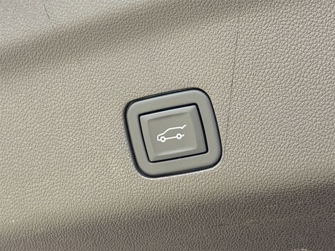 Certified 2024 Chevrolet Tahoe LT image 30