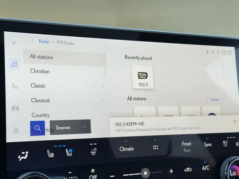 Used 2023 Lexus RX 350 Premium w/ Accessory Package (Z1) image 20