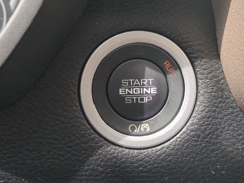 Used 2022 RAM 1500 Laramie RWD image 32