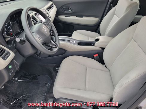 Used 2020 Honda HR-V LX image 10