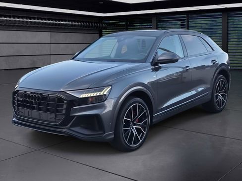 Certified 2023 Audi Q8 Premium Plus image 1